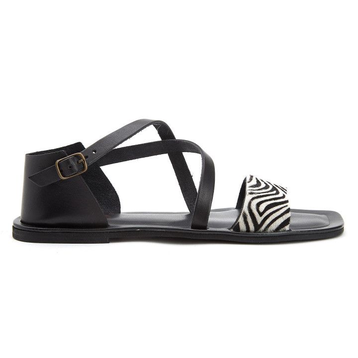 Płaskie sandały Zebra Nero/Wht/Blk-000-012731-20