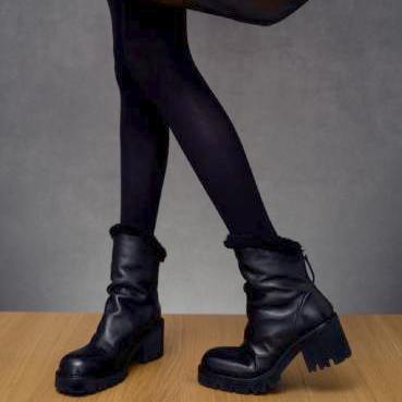 Podążaj za trendami w modnych Chunky Boots 